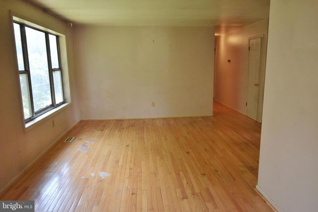9943 BOYDS TURN RD, Owings, MD 20736