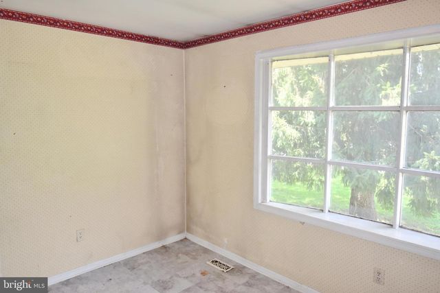 9943 BOYDS TURN RD, Owings, MD 20736