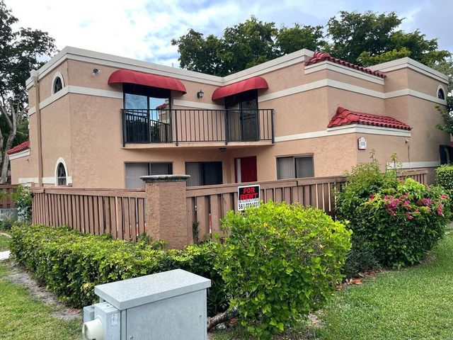 8243 Thames Boulevard D, Boca Raton, FL 33433