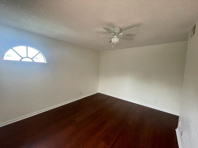 8243 Thames Boulevard D, Boca Raton, FL 33433