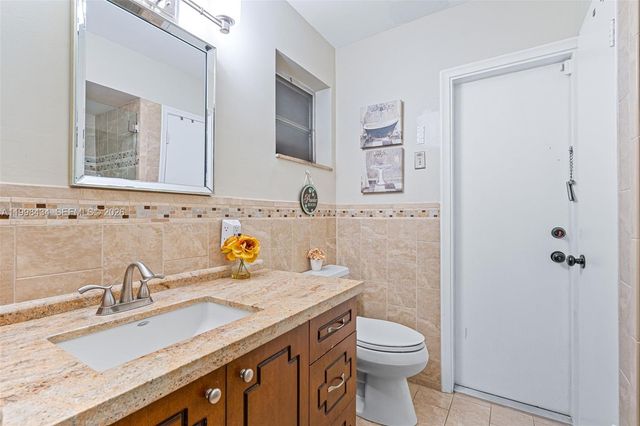 5214 W Park Rd, Hollywood, FL 33021