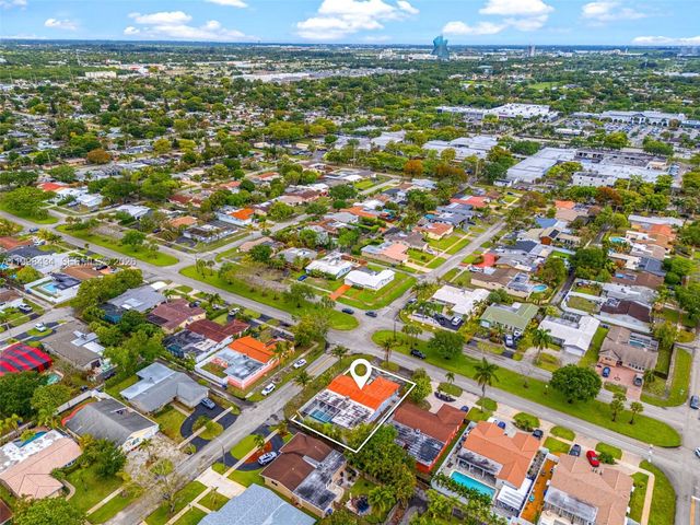 5214 W Park Rd, Hollywood, FL 33021