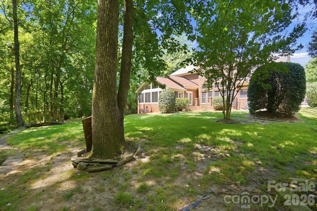 11649 James Richard Drive, Charlotte, NC 28277