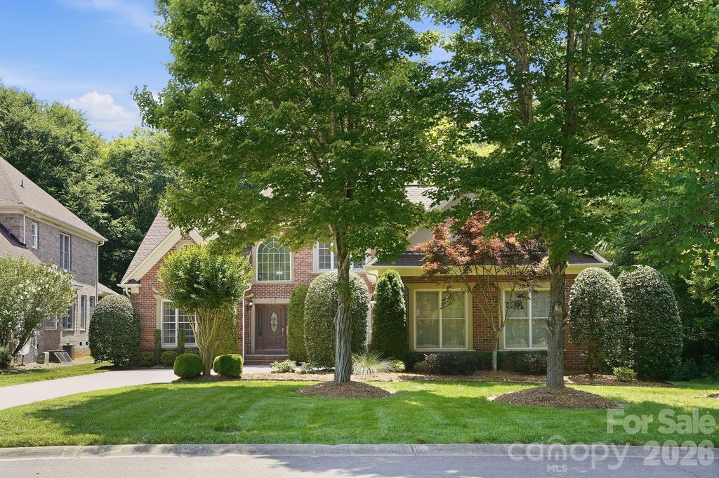 11649 James Richard Drive, Charlotte, NC 28277