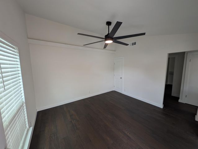 2905 Parker LN B, Austin, TX 78741