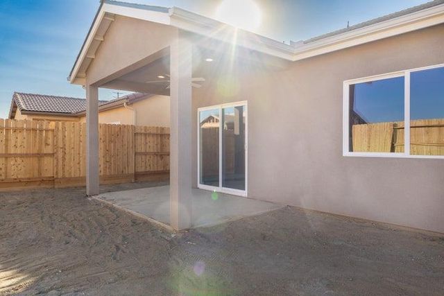 2234 S Burke Street, Visalia, CA 93292