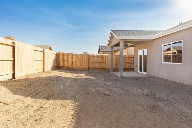 2234 S Burke Street, Visalia, CA 93292