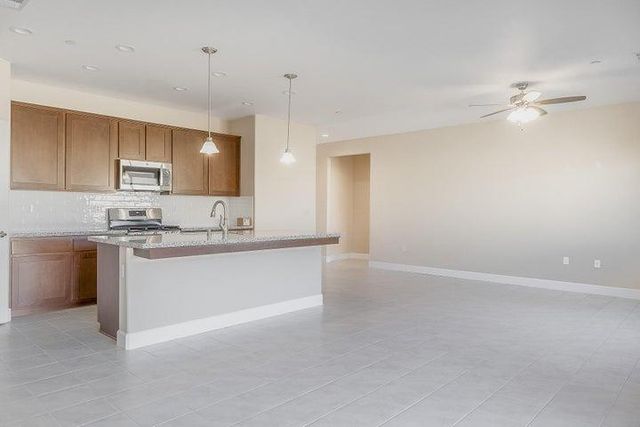 2234 S Burke Street, Visalia, CA 93292