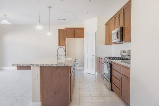 2234 S Burke Street, Visalia, CA 93292