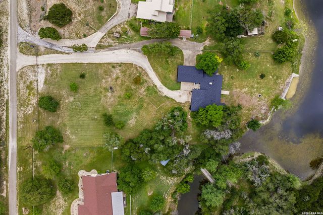 240 Aqua Vista, Kerrville, TX 78070