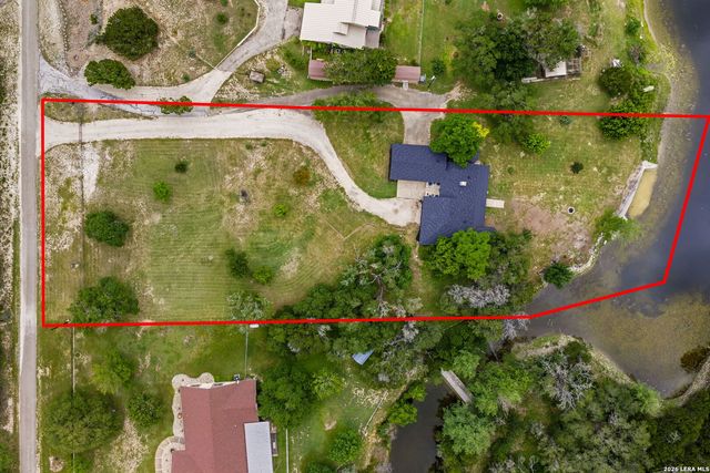 240 Aqua Vista, Kerrville, TX 78070