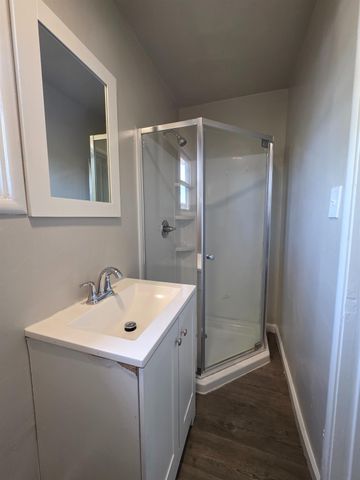 1416 Tully Rd, Modesto, CA 95350