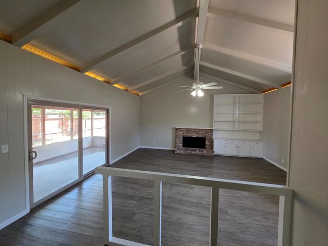 1416 Tully Rd, Modesto, CA 95350