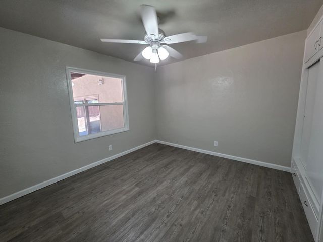 1416 Tully Rd, Modesto, CA 95350