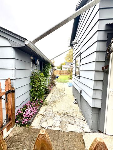 702 S Oak Street, Kendallville, IN 46755