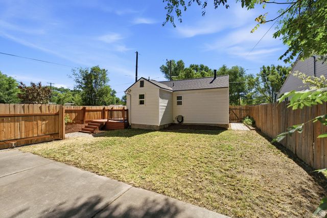 3800 S 300 E, Salt Lake City, UT 84115
