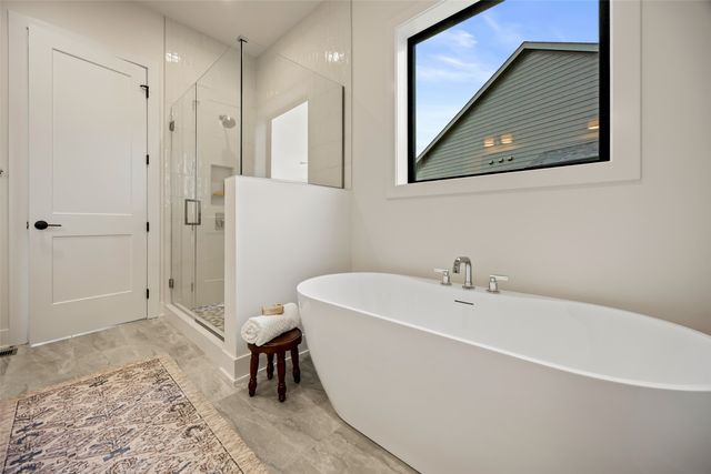 8226 Buckley Court, Johnston, IA 50131