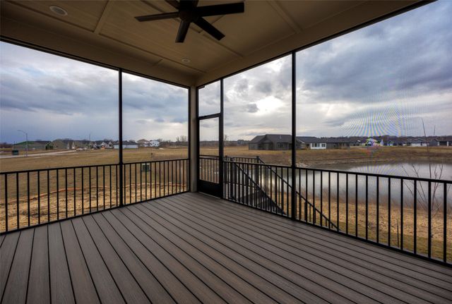 8226 Buckley Court, Johnston, IA 50131