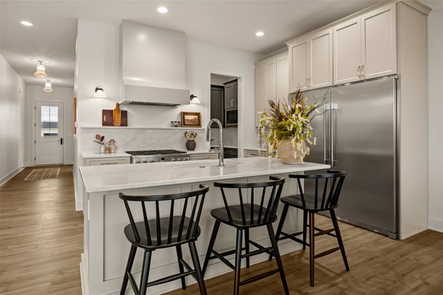 8226 Buckley Court, Johnston, IA 50131