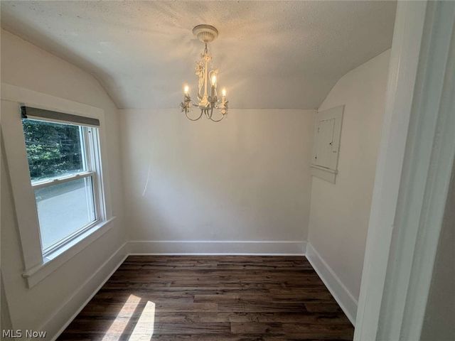 548 Cuyahoga Street, Kent, OH 44240