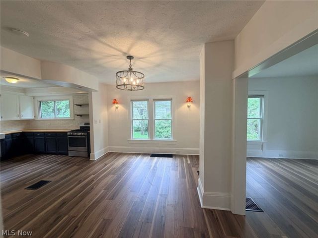 548 Cuyahoga Street, Kent, OH 44240