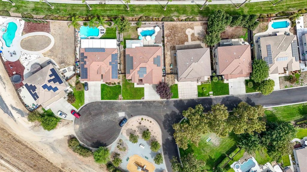 Image 51 of property listing at 9020 Hunters Creek Way, Chowchilla, CA 93610