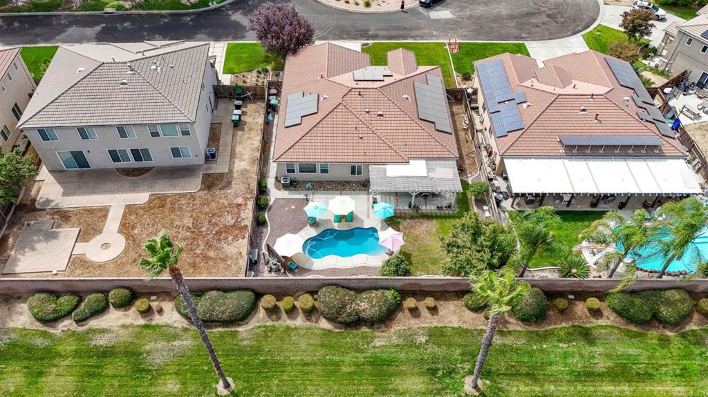 Image 53 of property listing at 9020 Hunters Creek Way, Chowchilla, CA 93610
