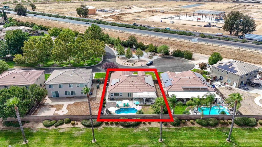 Image 54 of property listing at 9020 Hunters Creek Way, Chowchilla, CA 93610