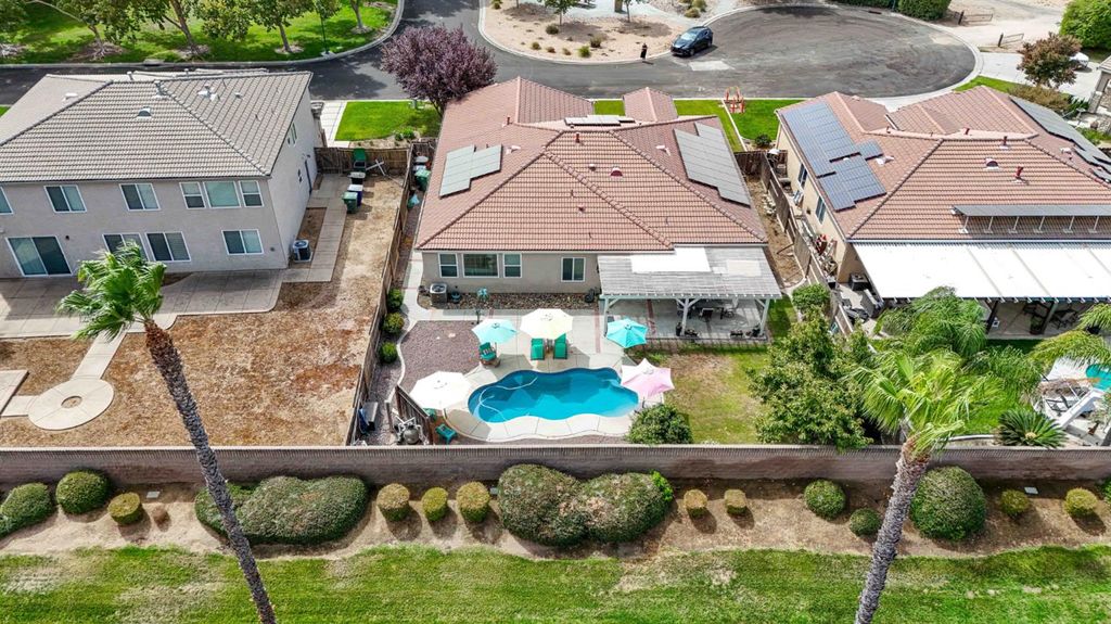 Image 55 of property listing at 9020 Hunters Creek Way, Chowchilla, CA 93610