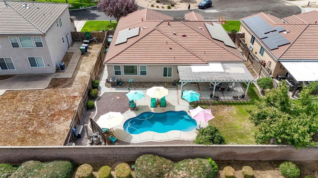 Image 56 of property listing at 9020 Hunters Creek Way, Chowchilla, CA 93610