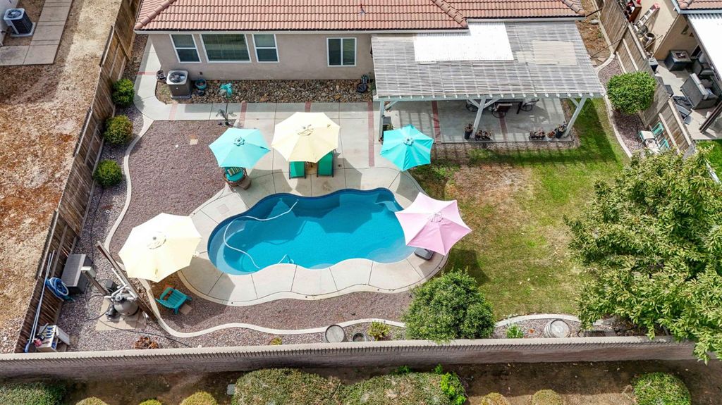 Image 57 of property listing at 9020 Hunters Creek Way, Chowchilla, CA 93610