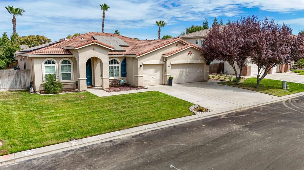 Image 58 of property listing at 9020 Hunters Creek Way, Chowchilla, CA 93610
