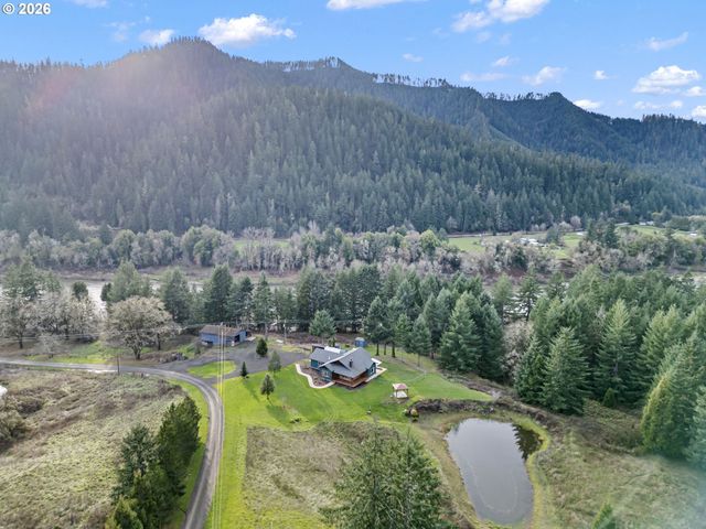 302 SCOTT Rd, Oakland, OR 97462