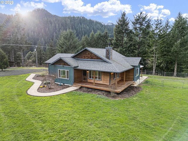 302 SCOTT Rd, Oakland, OR 97462