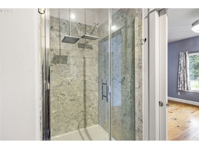 302 SCOTT Rd, Oakland, OR 97462