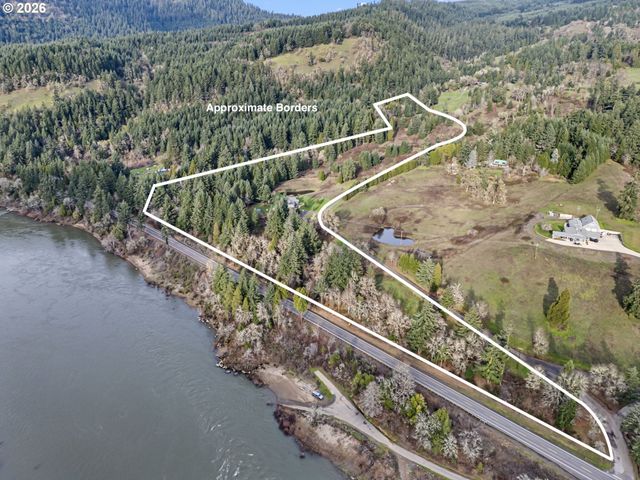 302 SCOTT Rd, Oakland, OR 97462