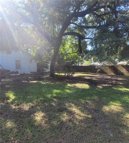 842 S MAIN Street, Marksville, LA 71351