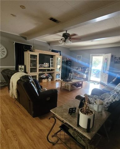 842 S MAIN Street, Marksville, LA 71351