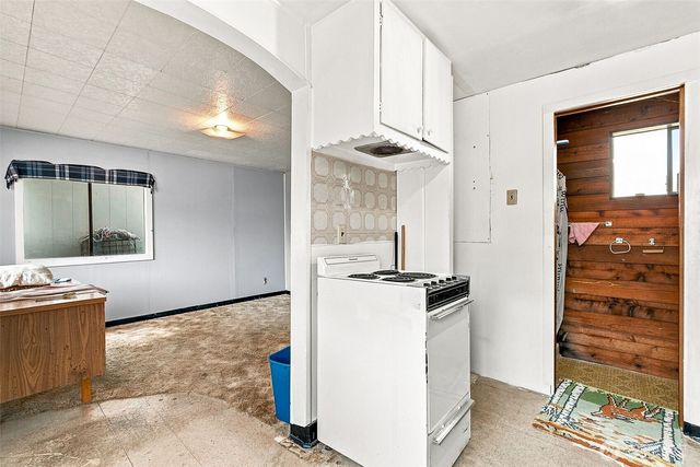 810 N 4th Street, Renton, WA 98057