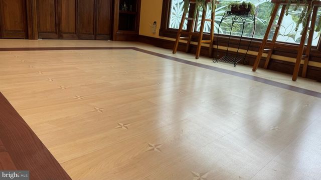 714 HARDING HWY, Carneys Point, NJ 08069