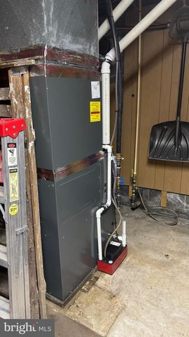 714 HARDING HWY, Carneys Point, NJ 08069