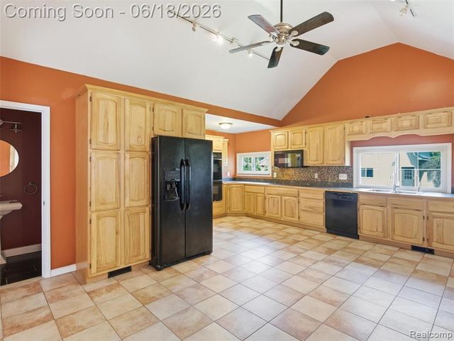 74288 Spencer Street, Armada, MI 48005