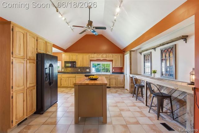 74288 Spencer Street, Armada, MI 48005