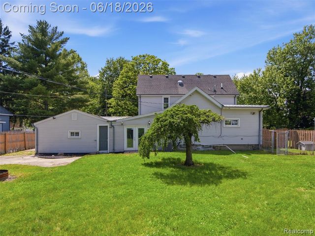 74288 Spencer Street, Armada, MI 48005