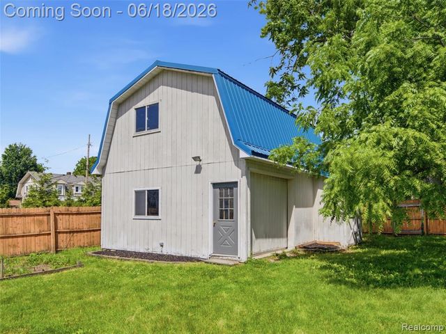 74288 Spencer Street, Armada, MI 48005