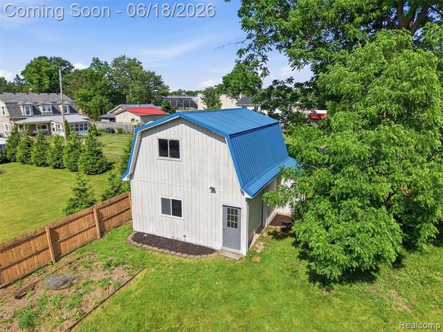 74288 Spencer Street, Armada, MI 48005