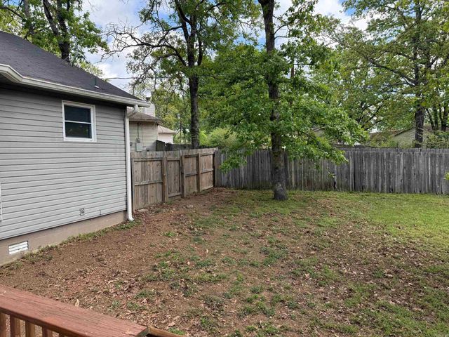 12101 Maryland Place, Sherwood, AR 72120