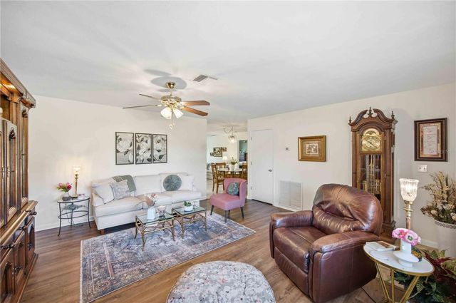 21351 BASSETT AVENUE, Port Charlotte, FL 33952