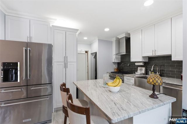138 Elder Avenue, Bergenfield, NJ 07621