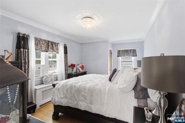 138 Elder Avenue, Bergenfield, NJ 07621
